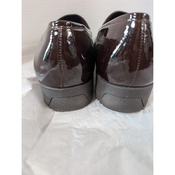 Dark Brown Loafers Patent Leather , Preppy, Heritage, Size 10. Worthington. - Picture 4 of 9